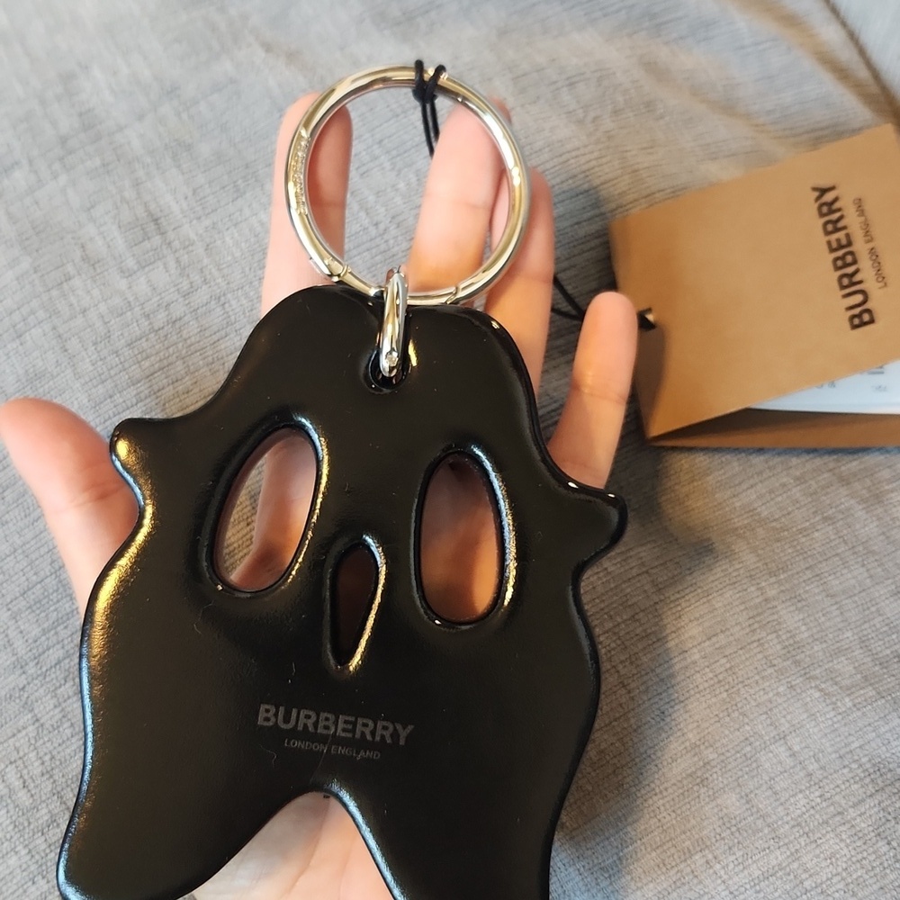 Burberry London Black Monster Graphic Keyring NWT - Picture 11 of 11